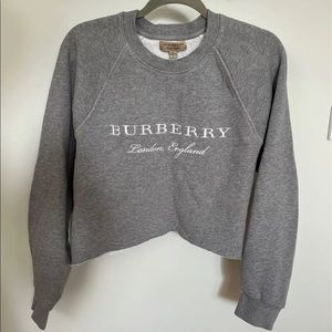 Cropped Burberry Crewneck
